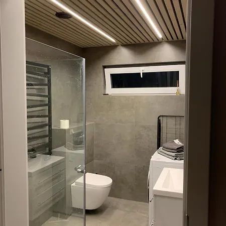 Eksluzywny W Zaciszu Apartman Kristiansund